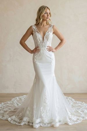 Mermaid V - Neck Long Sleeves Wedding Dress in White - SHE IS ME Wedding Dresses