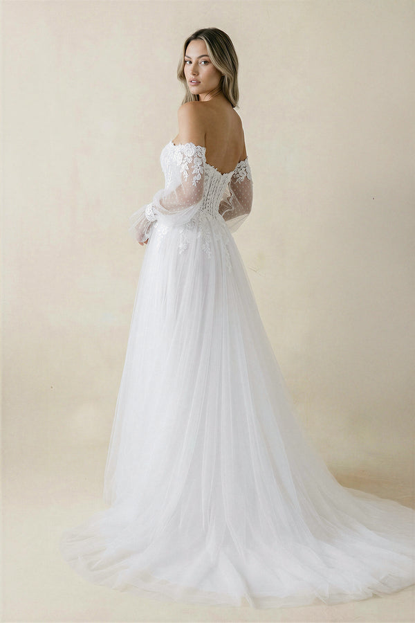 Off-the-Shoulder A Line Long Sleeves Tulle Wedding Dress in White